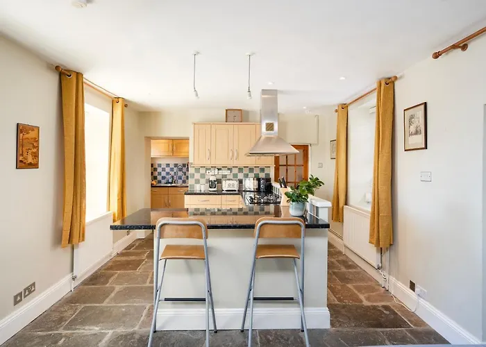 Fabulous 2 Bedroom In Fantastic Clifton - Simply Check In Prázdninový dům