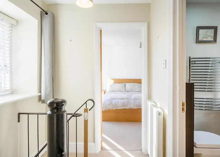 Prázdninový dům Fabulous 2 Bedroom In Fantastic Clifton - Simply Check In